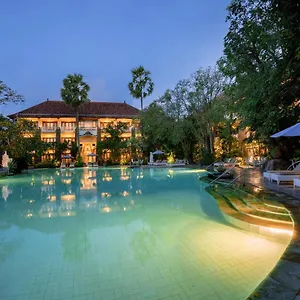 Hotel Kumala Pantai ***