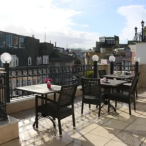 غراند بينينسولا فندق