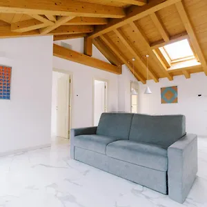 https://apt-casa-king-2.it-lombardy.com