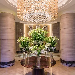 https://boudl-al-qasr.hotelsriyadh.net